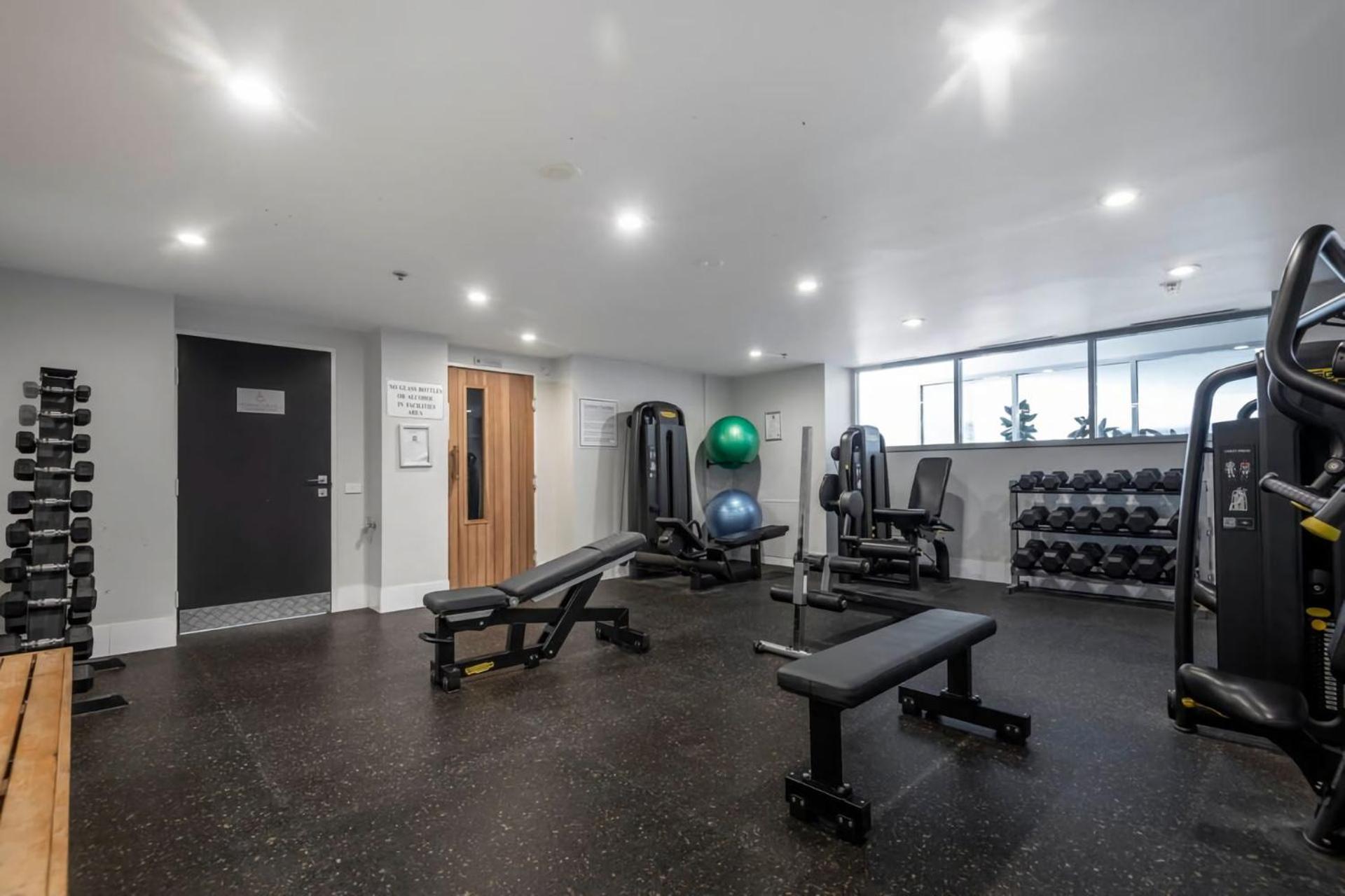 London Circuit Hideaway Apartment Canberra