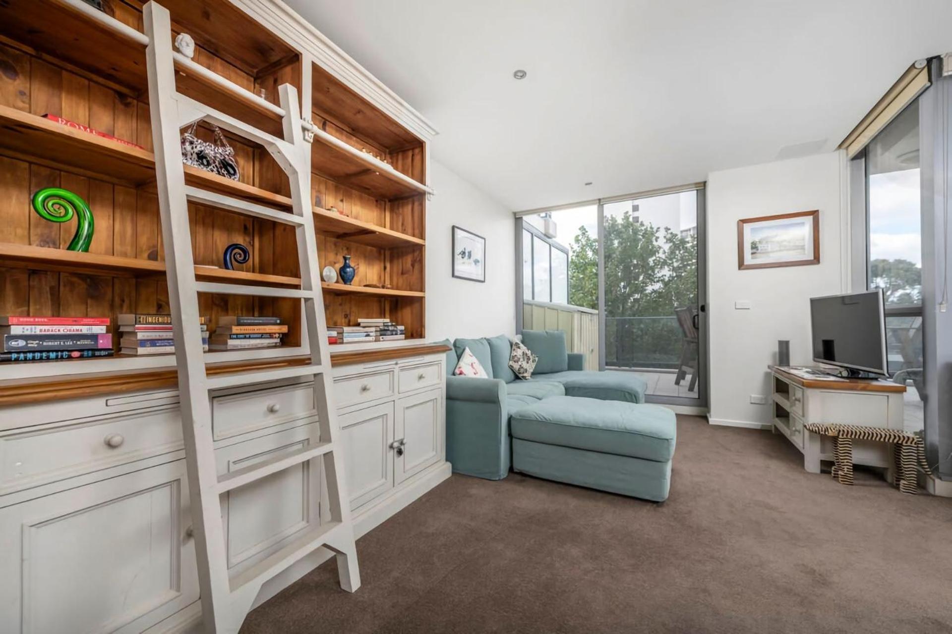 London Circuit Hideaway